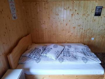Фото номера Дом с 1 спальней Дома для отпуска Casa La LEPE г. Roşia Montană 7