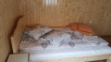 Фото номера Дом с 1 спальней Дома для отпуска Casa La LEPE г. Roşia Montană 9