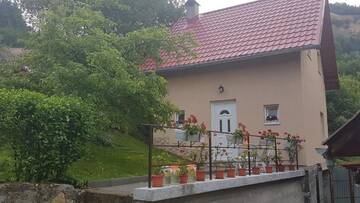 Фото номера Дом с 2 спальнями Дома для отпуска Casa La LEPE г. Roşia Montană 12