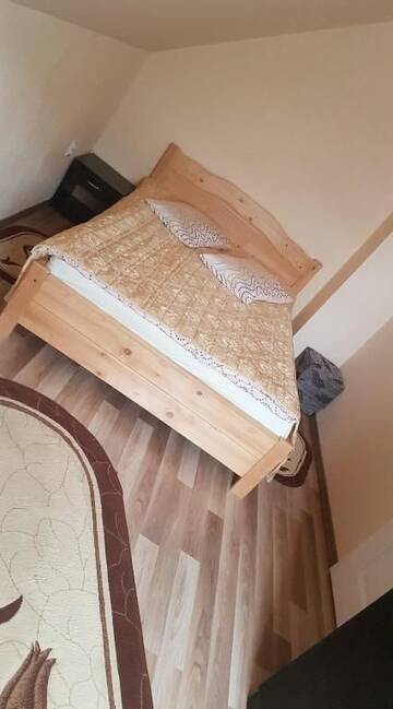 Фото номера Дом с 2 спальнями Дома для отпуска Casa La LEPE г. Roşia Montană 18